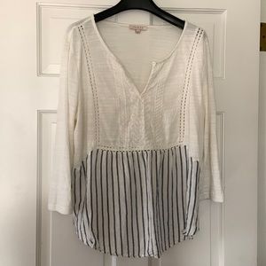 Skies are Blue Stitch Fix mixed material blouse - Size Large